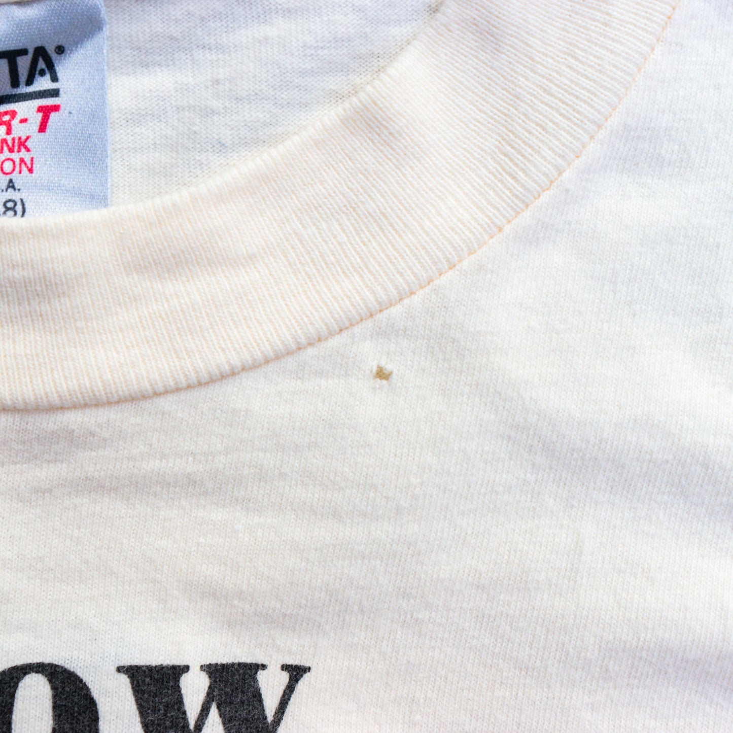 Chow Face up Tee