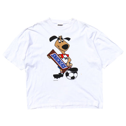 SNICKERS Tee