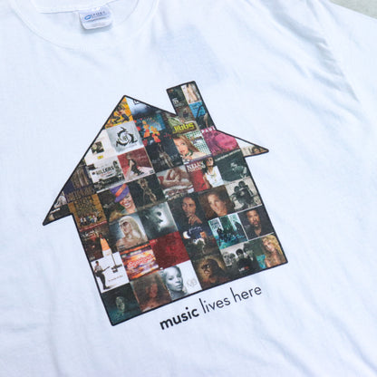 Universal Music lives here Tee