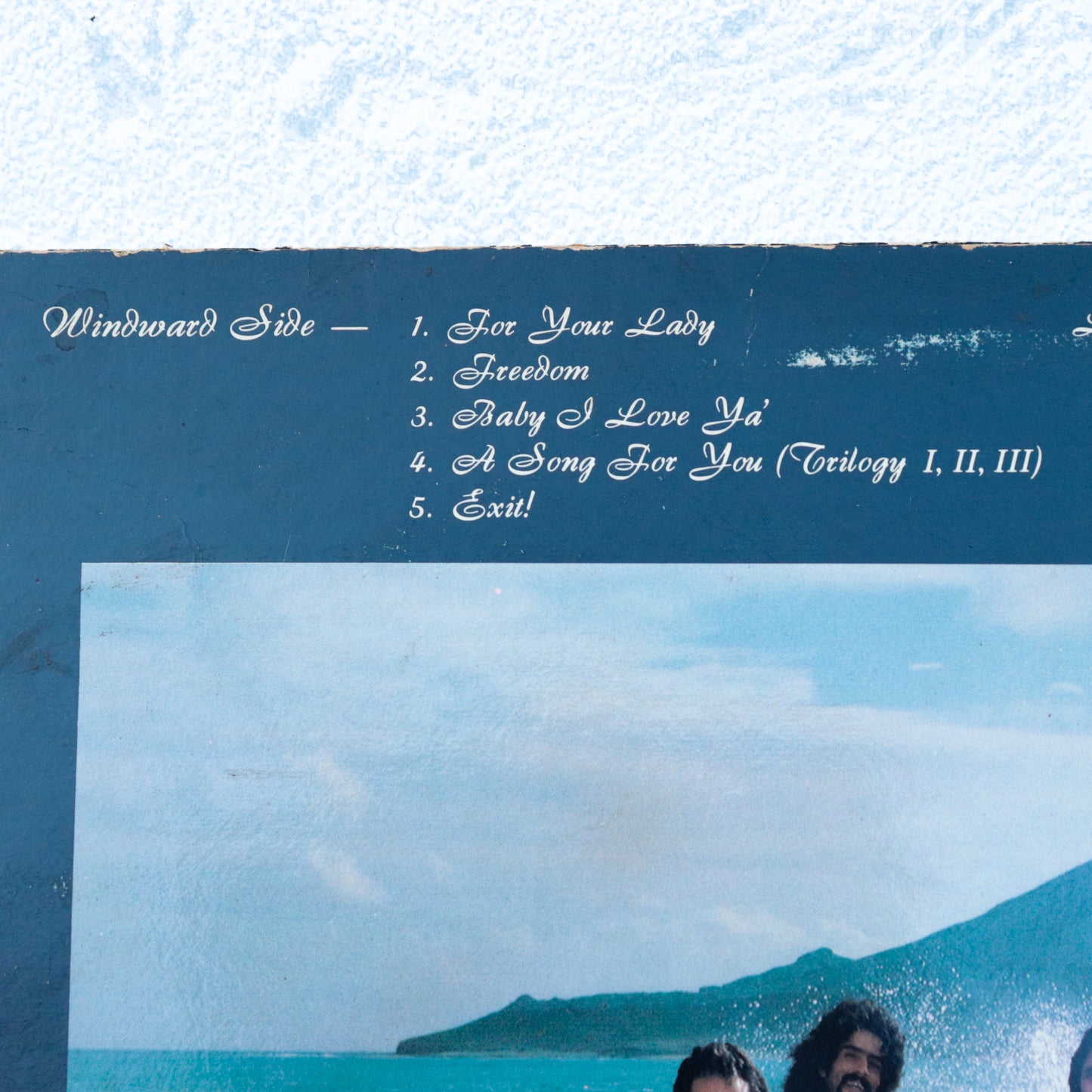 HAWAII / Out Of The Dark