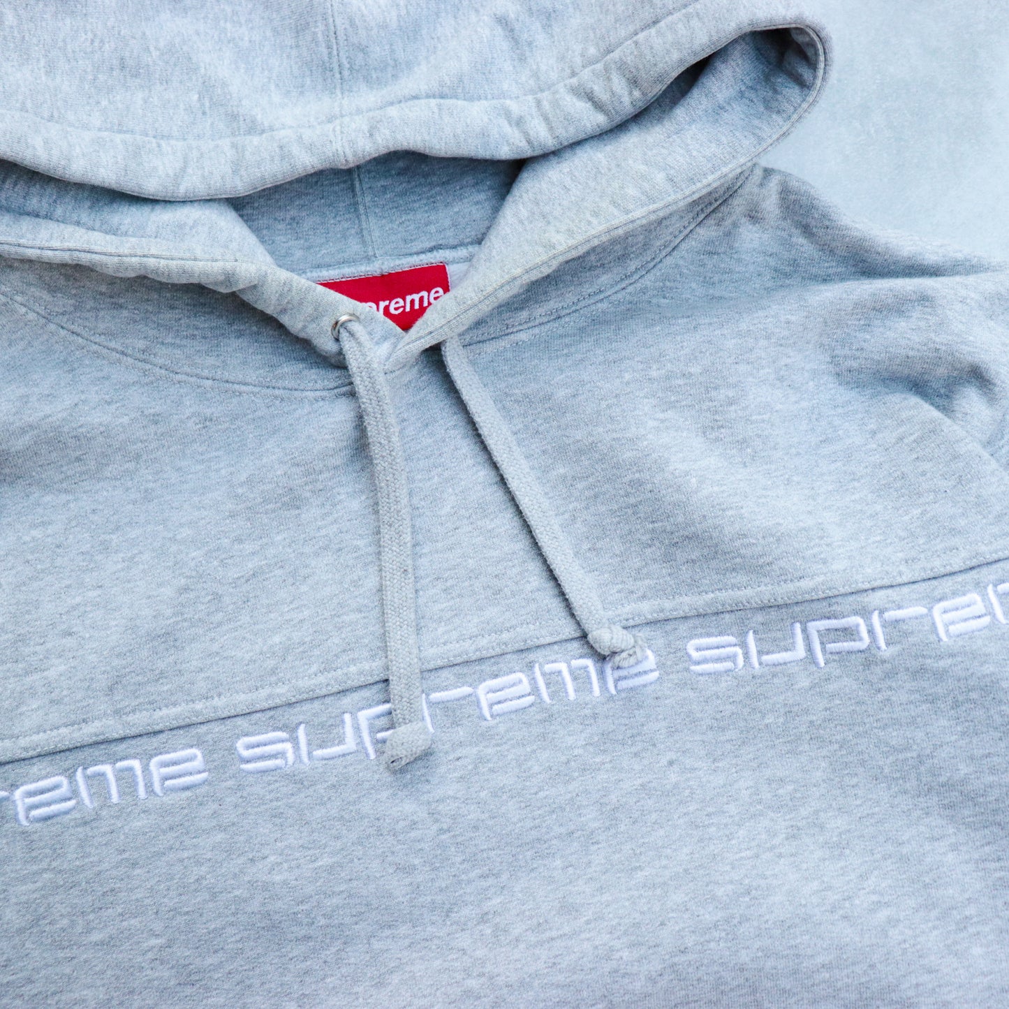 18AW Supreme Hooded Sweat