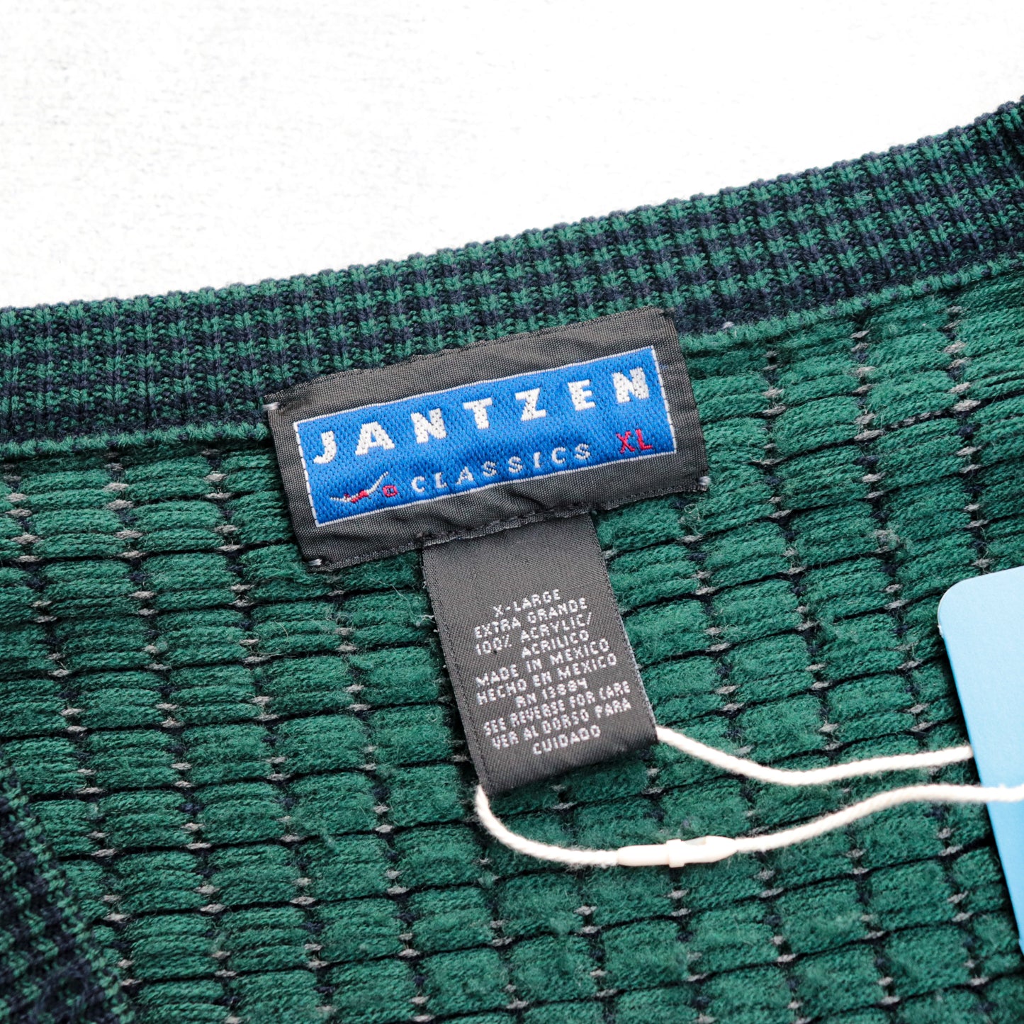 JANTZEN Pattern Knit