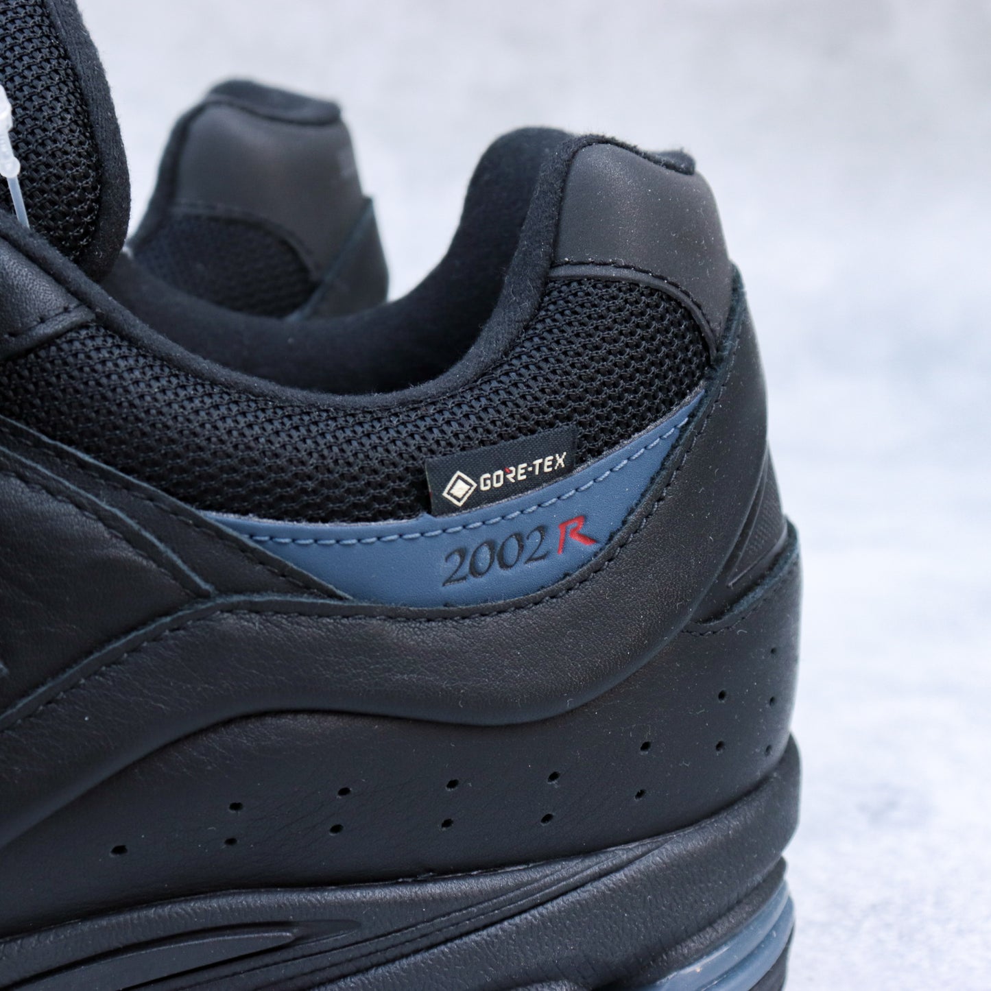 New Balance 2002R Gore-Tex