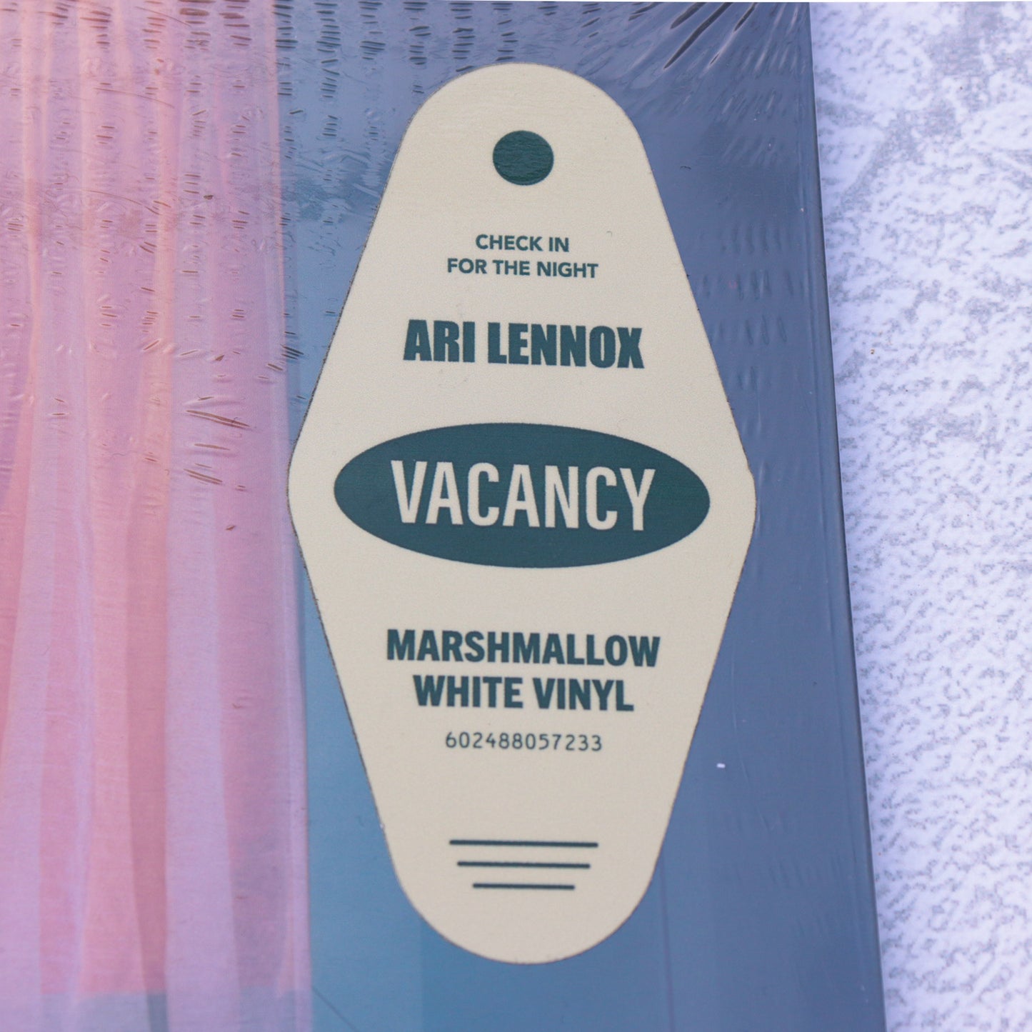 ARI LENNOX / Vacancy