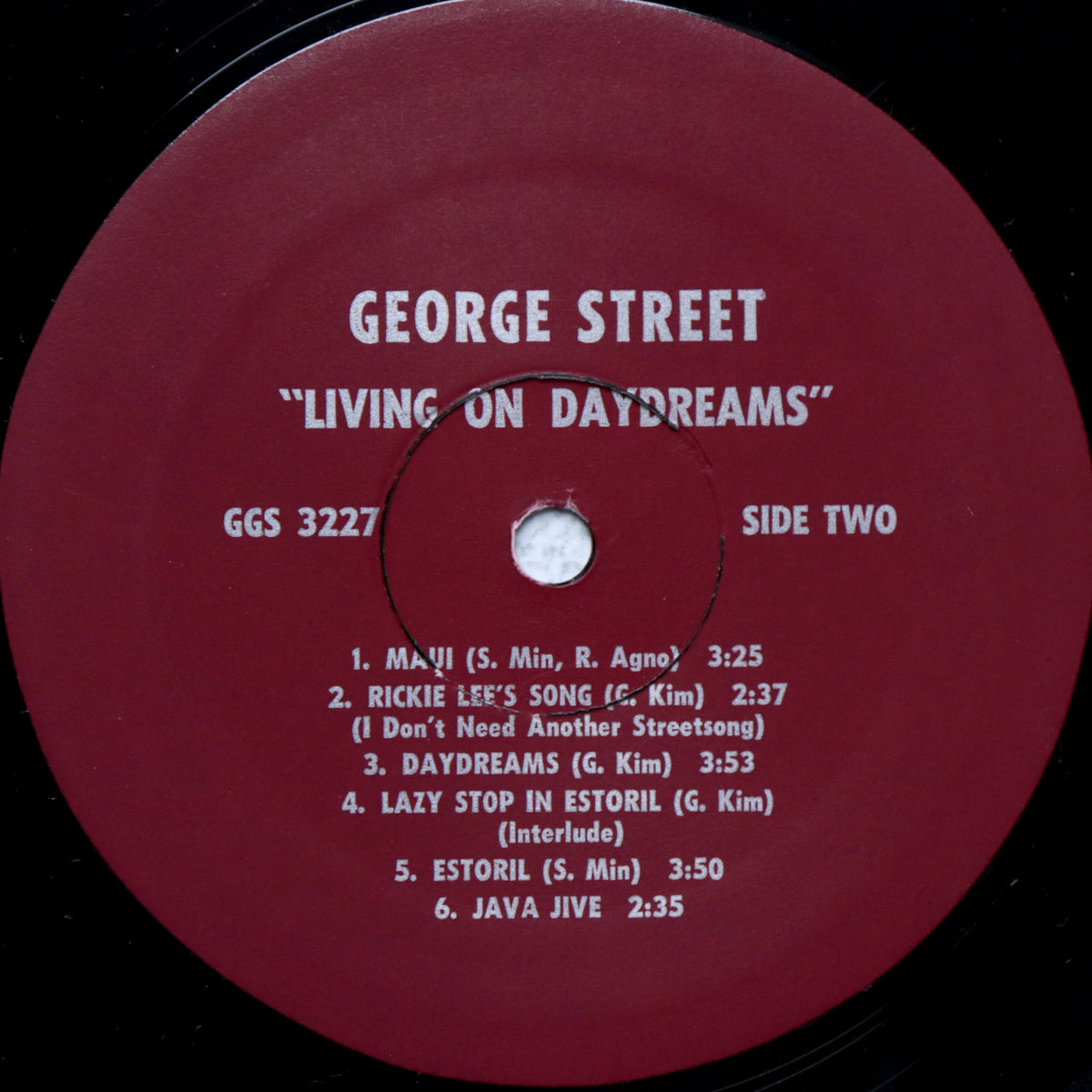 GEORGE STREET / Living On Daydreams