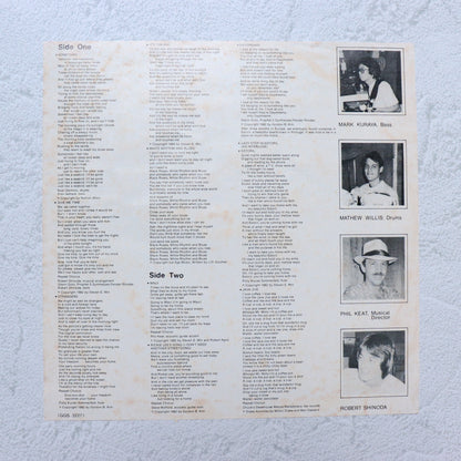 GEORGE STREET / Living On Daydreams