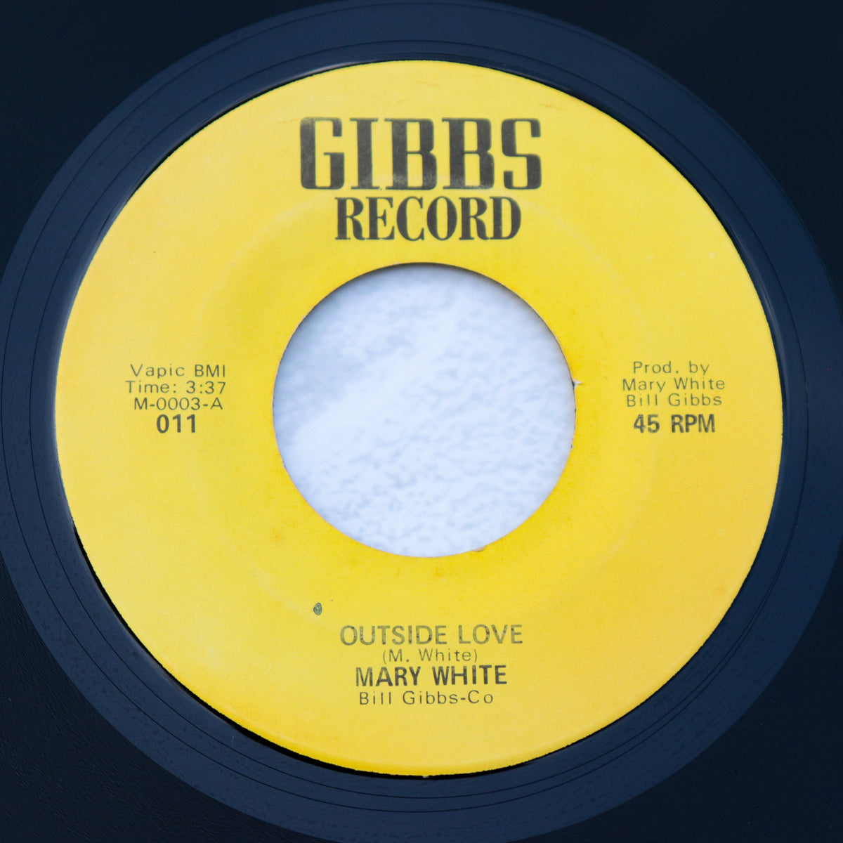 MARY WHITE / Outside Love